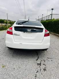 A picture of BELGIUM STANDARD REGISTERED 2010 HONDA CROSS TOUR CLEAN BODY INTERIOR