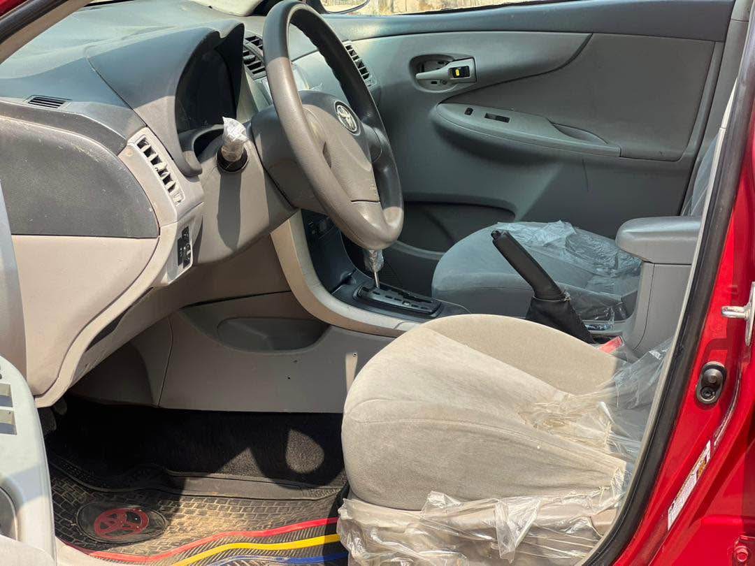 A picture of EXTREMELY CLEAN TOYOTA COROLLA 2010 MODEL WITH EVERYTHING WORKING PERFECTLY