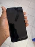 A picture of Iphone 7 GB 32