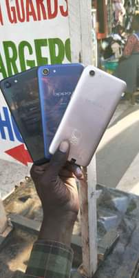 A picture of Oppo A83