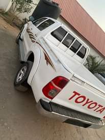 A picture of Toyota Hilux 2008 model