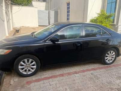 A picture of Toyota Camry 09