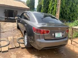 A picture of Kia Cerato 2010 Model
