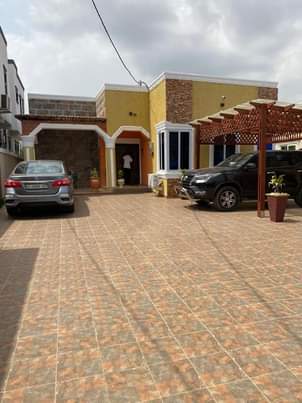 Ghana R.