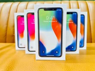 A picture of Iphone x mpya gb64 full box