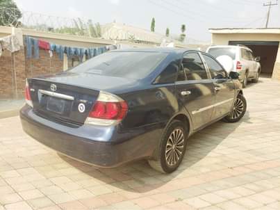 A picture of Toyota Camry 2004