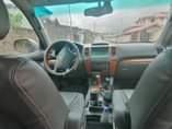 A picture of GX470 2005