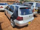 A picture of Volkswagen Golf 4