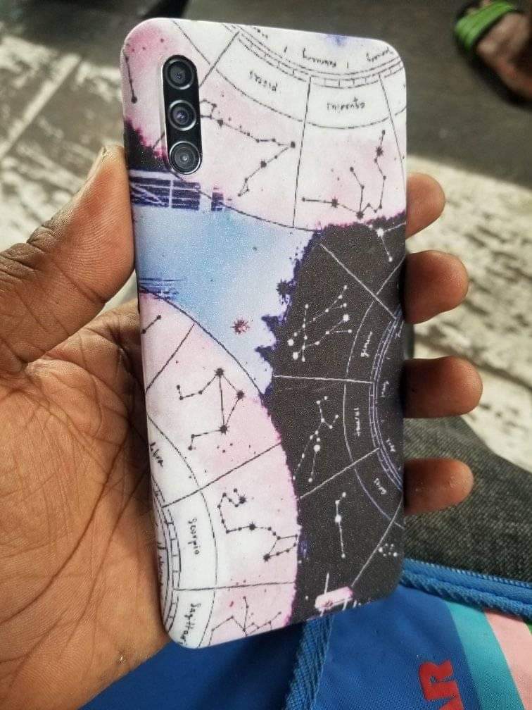 A picture of Samsung A30s