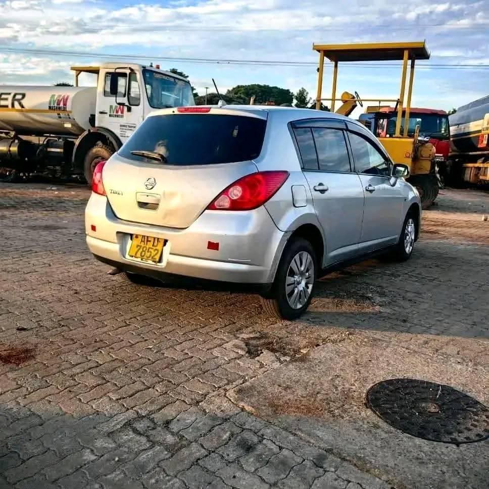 used nissan tiida