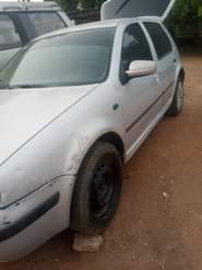 A picture of Volkswagen Golf 4 Salon manual gear 1st Body Good Engine