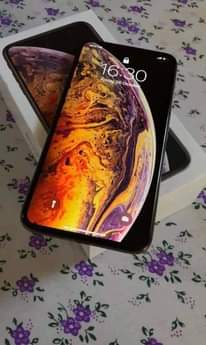 A picture of IPHONE XS MAX