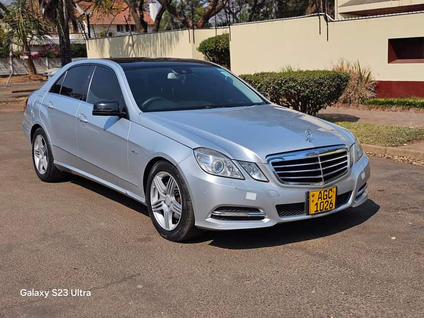 classifieds/cars mercedes