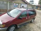 A picture of toyota sienna