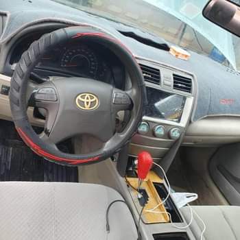 A picture of Toyota Camry 2008 on belt 