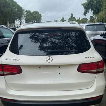 A picture of GLC300 4matic