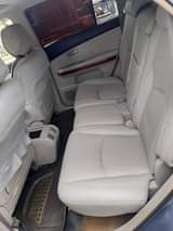 A picture of 05 Lexus
