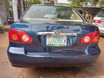 A picture of 2004 TOYOTA COROLLA