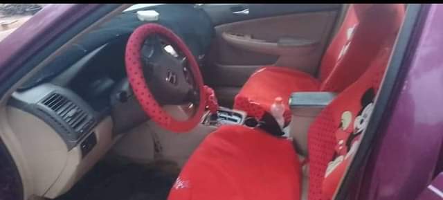 A picture of Honda Eod v6 Enigine and Gear only the Ac is
