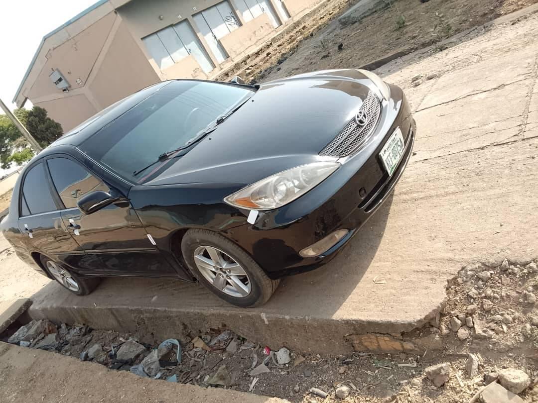 A picture of 05 Toyota Camry