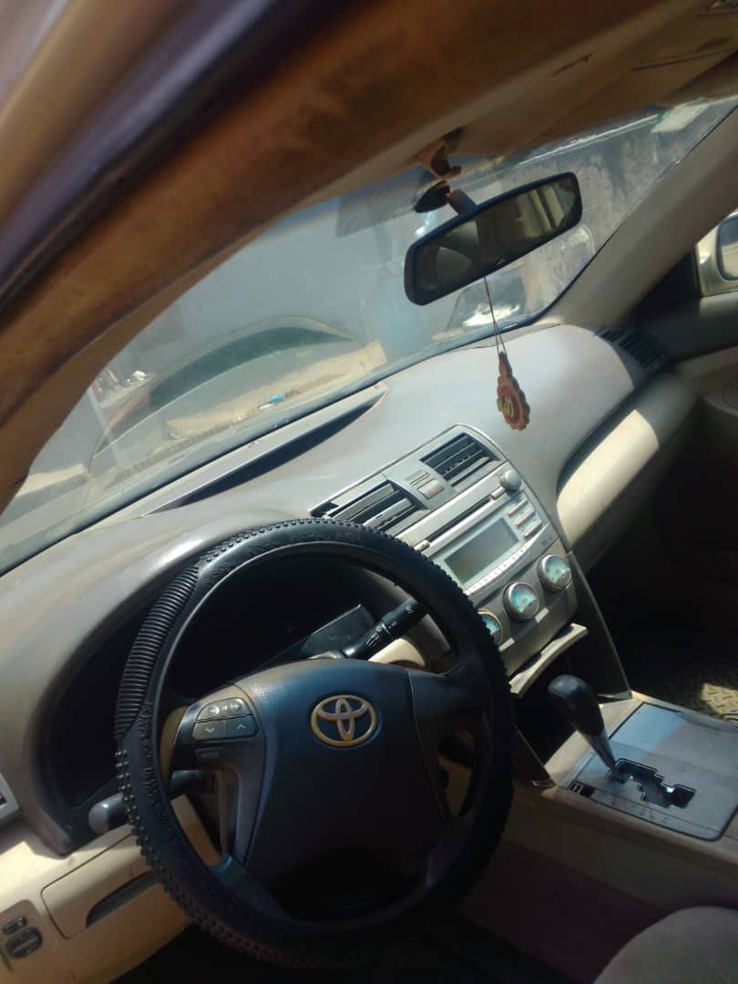 A picture of Toyota Camry 2008 model 08123451380