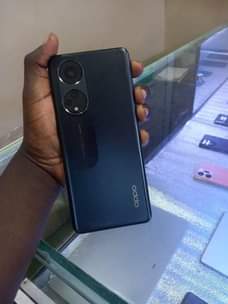A picture of Oppo RENO 8T 5G