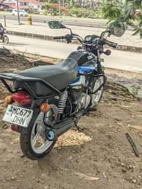 A picture of Tvs cc 125