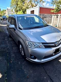 toyota fielder