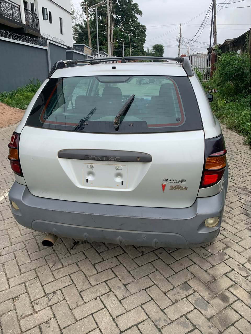 A picture of Pontiac vibe 03 04