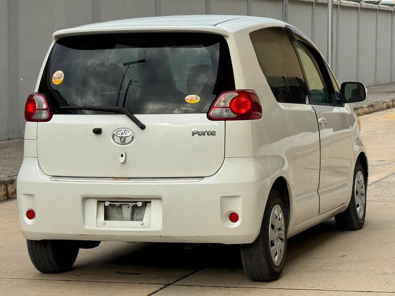 A picture of TOYOTA PORTE