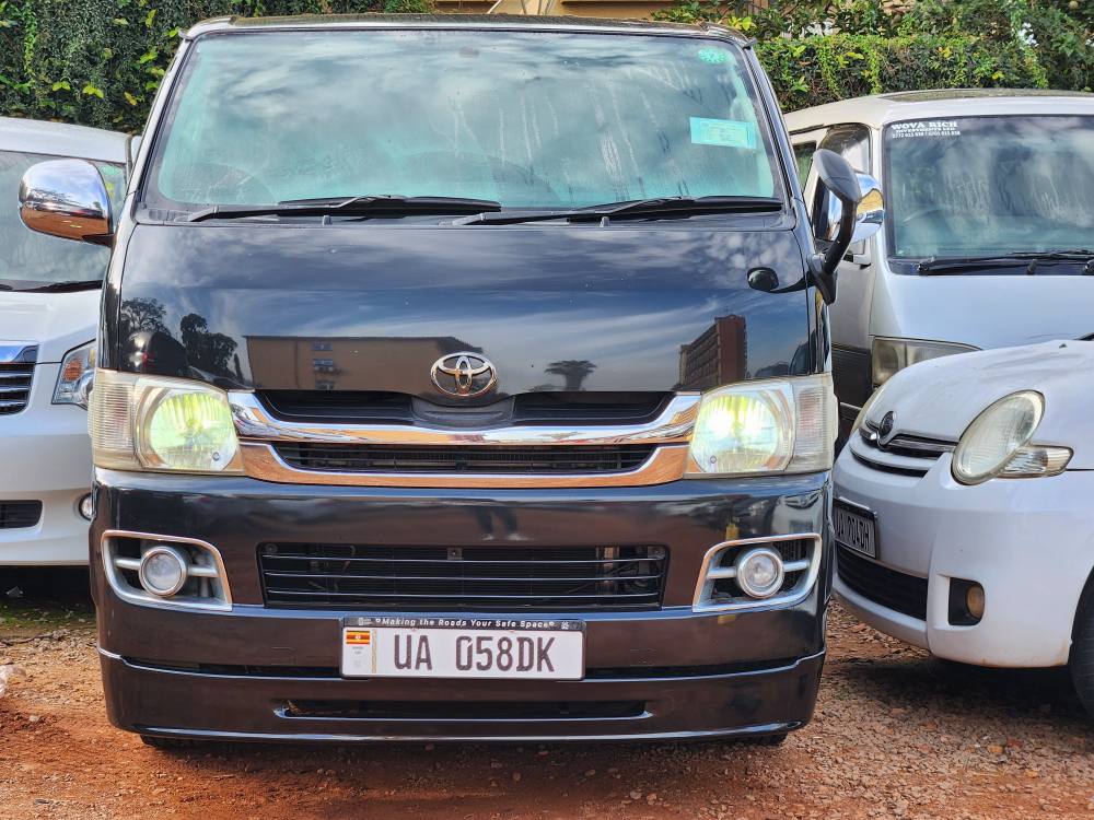 A picture of HIACE VAN DRONE 2011 MODEL FOR QICK SALE
