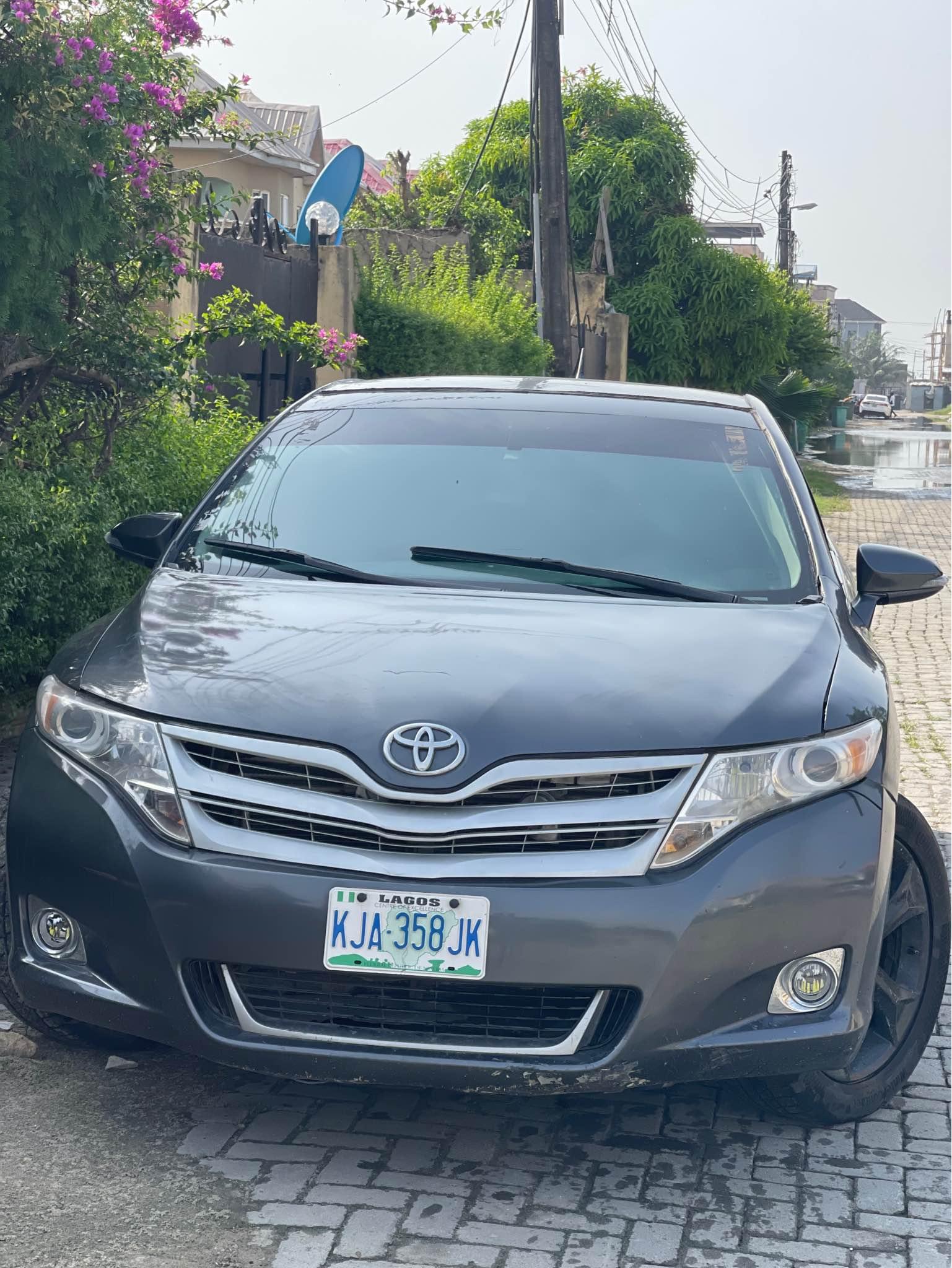 A picture of 2011 venza buy and drive 8 5m