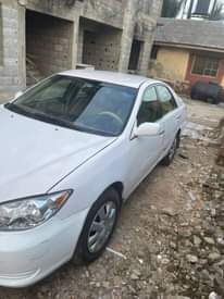 A picture of 2005 Toyota Camry 2005 4plugs