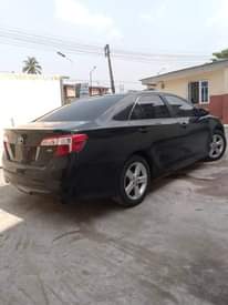 A picture of 2014 Toyota Camry SE