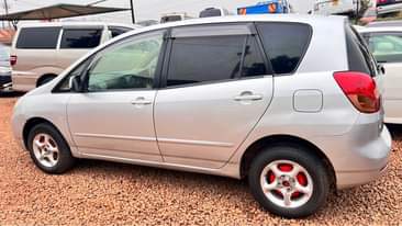 A picture of Toyota spacio