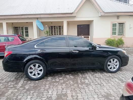 A picture of DEAL ON A Neatly Used Lexus ES350 2009 Model With