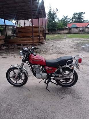 A picture of Haojue 125cc inauzwa Call WhatsApp 0766670030 Maongezi yapo