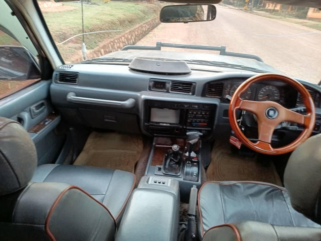 A picture of Land cruiser vx