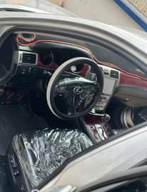 A picture of Lexus Es330