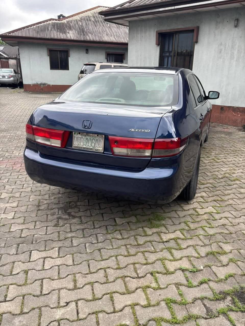 A picture of Honda accord 2004
