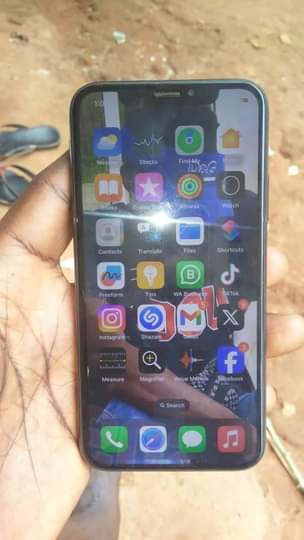 A picture of Iphone X