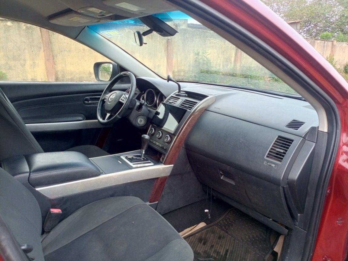 A picture of 2008 Mazda cx 9