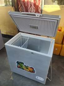 A picture of Nauza deep freezer jipyaa offer lak 460k