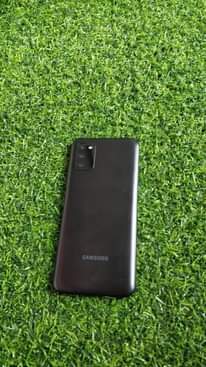 A picture of Infinix note 7 and Samsung A03S