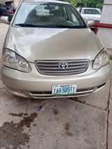 A picture of 2004 Toyota Corolla LE