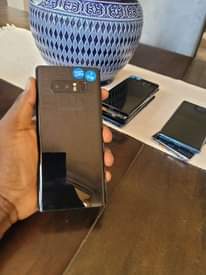 A picture of Samsung galaxy Note8 Duos 256gb