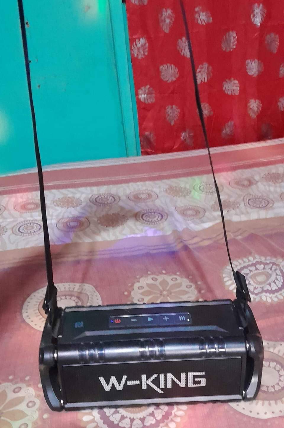 speakers