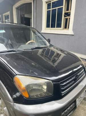 A picture of Toyota Rav4 in perfect working condition silent engine perfect gear