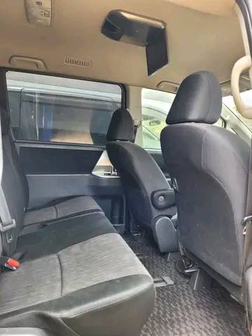 A picture of Toyota Noah
