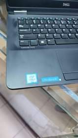 A picture of DELL i7 with 8gb ram and 256gb SSD